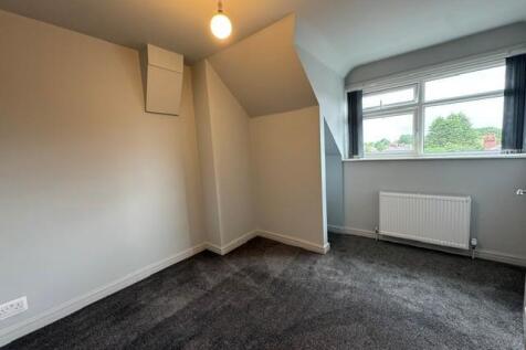 Bedroom 2i.jpg