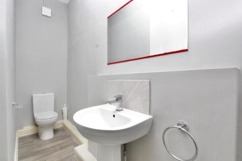 Chalk Farm Road, NW1