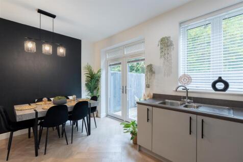 17 Mara Drive-003.JPG