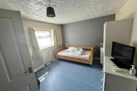 WhatsApp Image 2025-07-21 at 10.59.45_4396519e.jpg