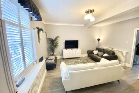 Lounge Area.jpg