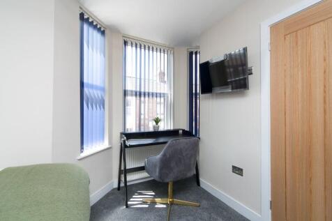 Rosebery Grove, Birkenhead, Wirral, Merseyside, CH42 photo 4