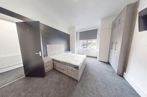 Brudenell Road, Hyde Park, Leeds LS6 1JD photo 3