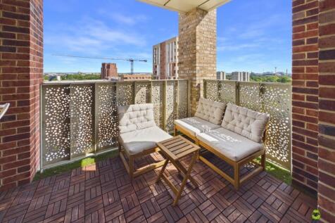 Balcony Presented by Kevin Thomas of Ewemove Bexle