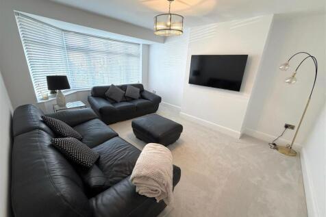 Highfield Close, Eaglescliffe, Stockton-On-Tees photo 4