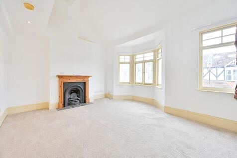 Elthorne Avenue, Ealing, London, W7 photo 4