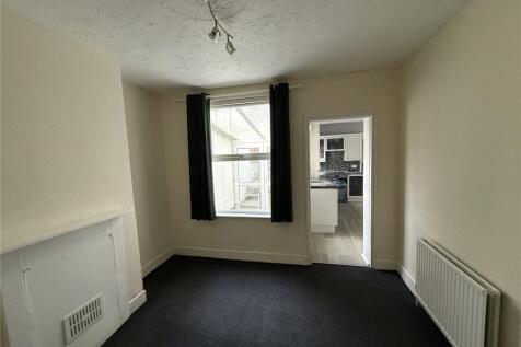 Victoria Road, Cowes, Isle Of Wight, PO31 photo 3