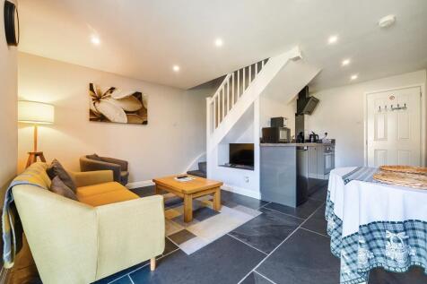 Two bedroom cottage - kitchen/lounge