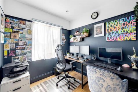 51 Lynton Road-14.jpg
