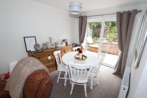 Vardon Close, Stafford photo 5