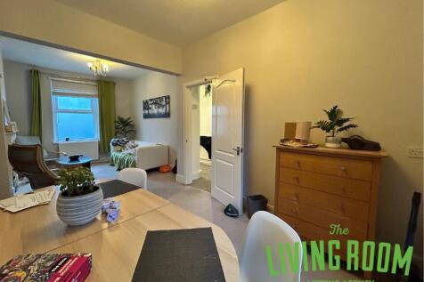 Lounge 1