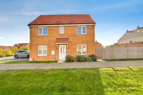 3-bed semi-detached on Gambles Way, Waddington, £1,300/mo