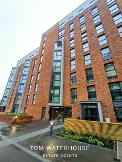 1-bed flat on Ordsall Lane, Manchester, Greater Manchester, M5, £1,150/mo