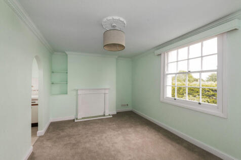 Main Road, Edenbridge photo 3