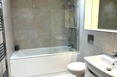 Apartment 8, Green Oak House, 55 Lemont Road, Sheffield, South Yorkshire S17 4GL photo 3