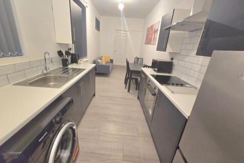 Flat 1,  120 Westbury Street, Thornaby, Stockton-on-Tees photo 4