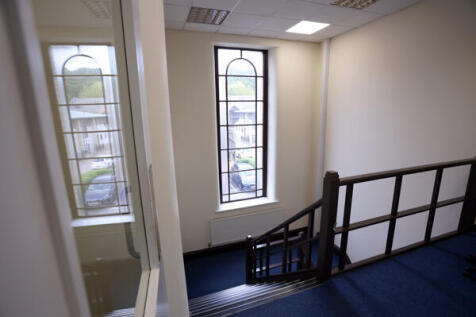 Office to rent Image 3
