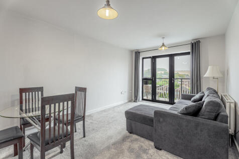London Road, Dunstable, Bedfordshire, LU6 photo 4