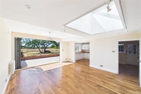 Living/Kitchen