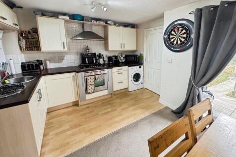 Rosebay Close, Royton  photo 4