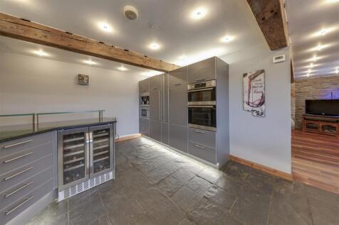 Breakfast Kitchen Alt 2