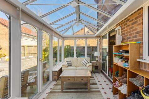 5 Spring Hall Garth-14.jpg