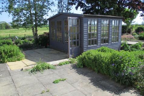 Summerhouse Outside