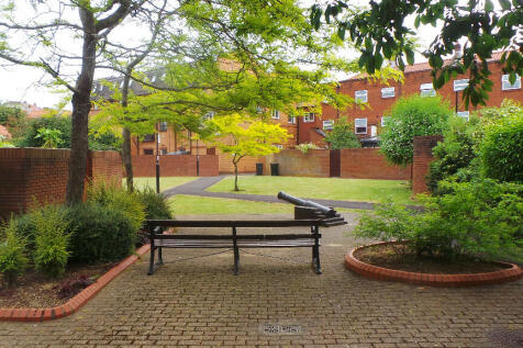 Communal Gardens 