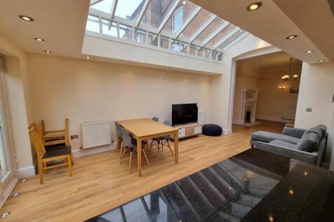 33 Radford Road, Leamington Spa photo 3