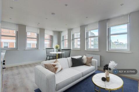 2-bed flat on Richmond House, Bournemouth, BH2, £1,400/mo