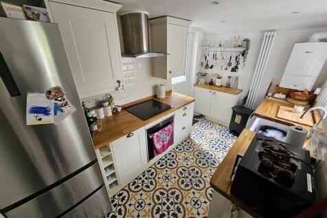Eaton Gardens F10, 8  (2).jpg
