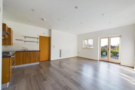 Sutherland Close, Gloucester, Gloucestershire, GL4 photo 2