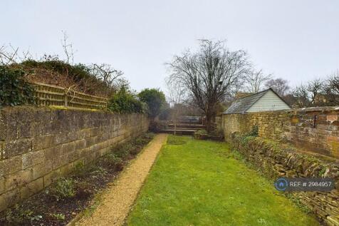 Church St, Moreton-In-Marsh, GL56 photo 3