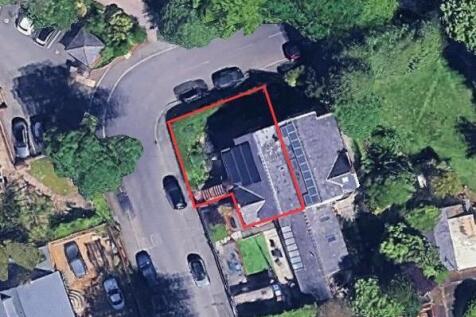 Upper Craigside Boundary.jpg