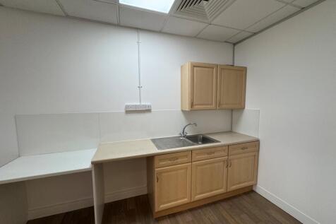 Office to rent Image 8