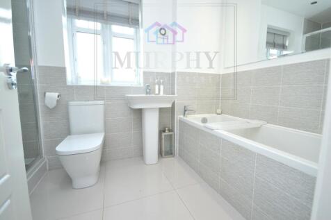 Seam Way, Pontefract (9)Bathroom.JPG