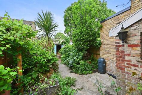 AR - Brouncker Road6.JPG