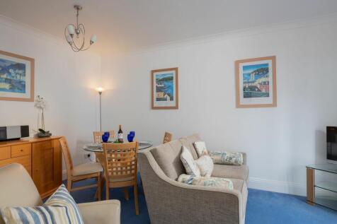 Living Room, 55 Moorings Reach, Brixham