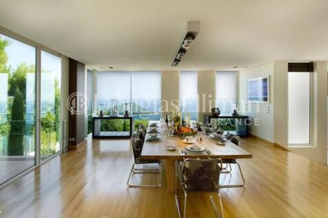 Dining room Wooden floor