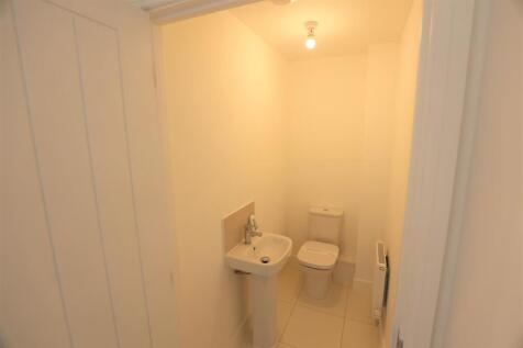 3 Cae Ffynnon, Clare Gardens, Cowbridge, CF71 7FJ photo 4
