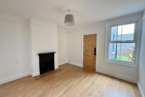 Annexe, Camp Road, St Albans, Hertfordshire photo 4