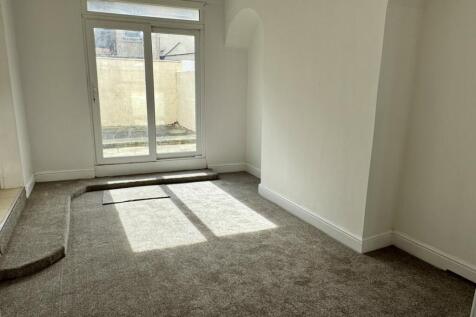 Raffles Road, Birkenhead, CH42 0HN photo 4