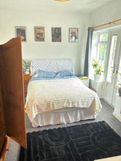 Hilltop Court, Manchester photo 2