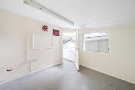 1332085-12-689c434d19432