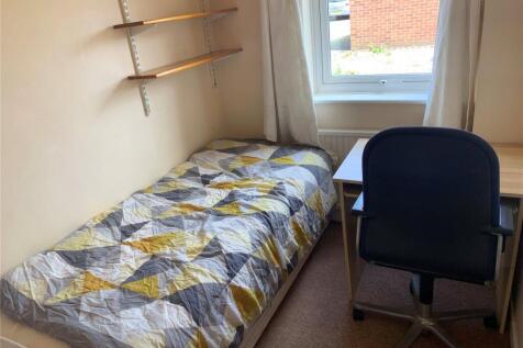 Magnus Court, Beeston, Nottingham, NG9 photo 3