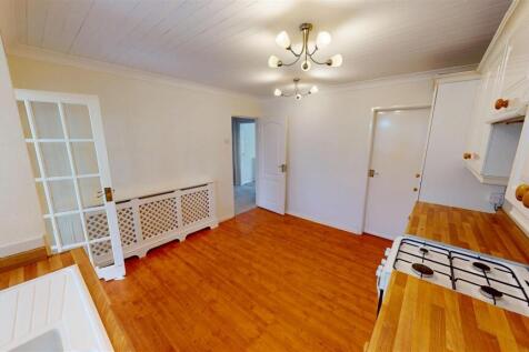 Humber Crescent Kitchen