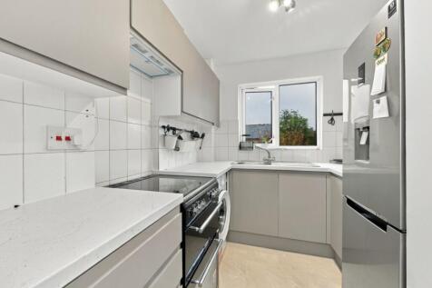 Milton Close, London, SE1 photo 2