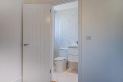 Double Room in Trosley Avenue, Gravesend photo 4