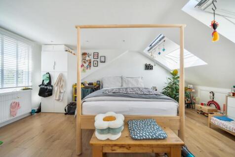 bedroom1c.jpg