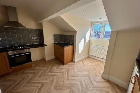 Carlton Road, Prenton photo 3
